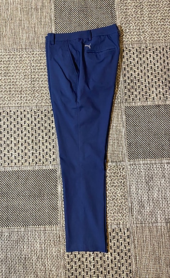 PUMA mens 32/32 Jackpot pant golfhousut modern tapered golf pants 33/32