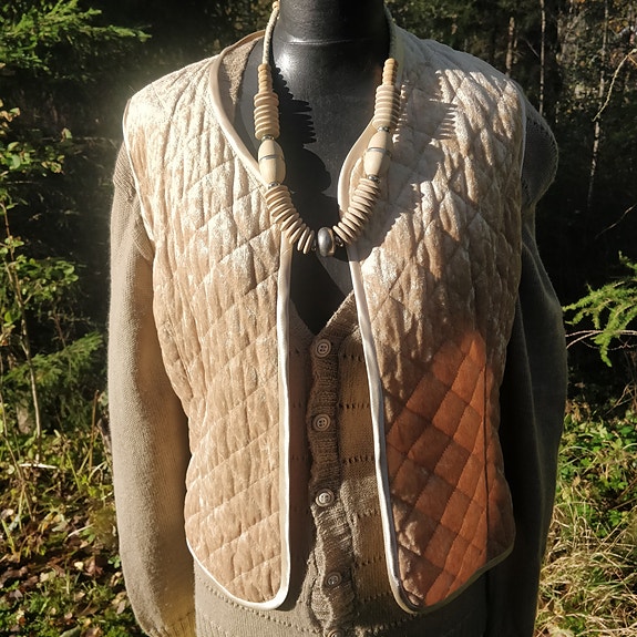 Product image 32 of 66