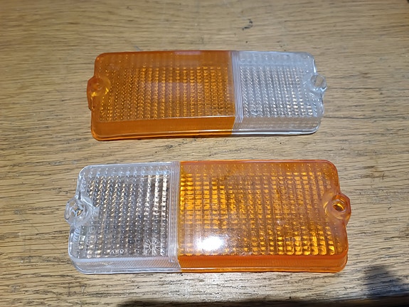 Fiat 127 etuvilkun lasit, uudet