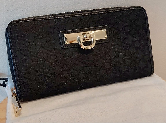 DKNY lompakko