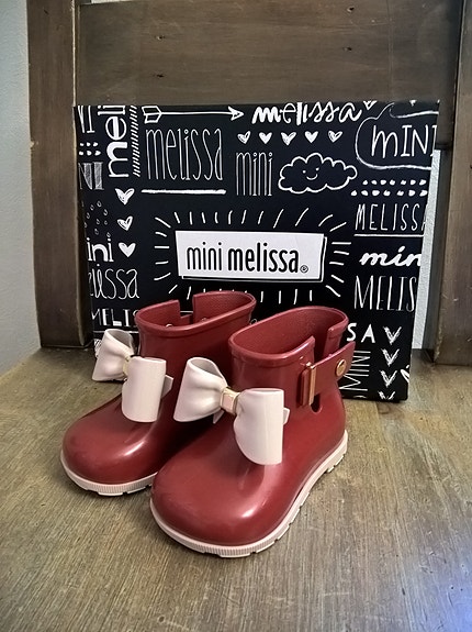 Uudet ihanat Mini Melissa kumisaappaat 21