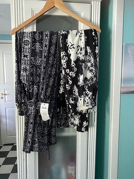 Product image 1 of 8