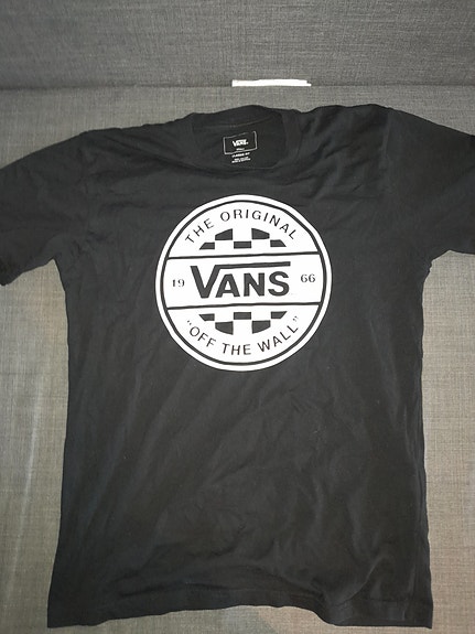 VANS OFF THE WALL musta tpaita