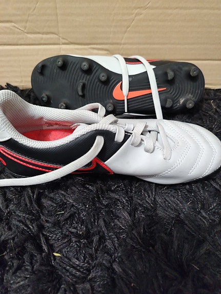 Nike nappulakengät