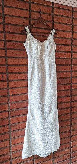 Pitsinen hääpuku