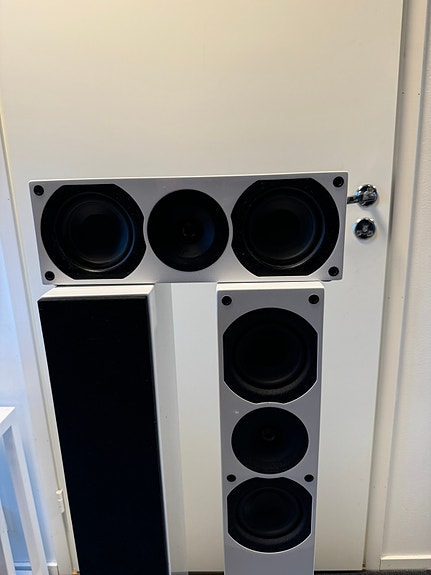 System Audio saxo 30 lattiakaiutin + keskikaiutin saxo 10