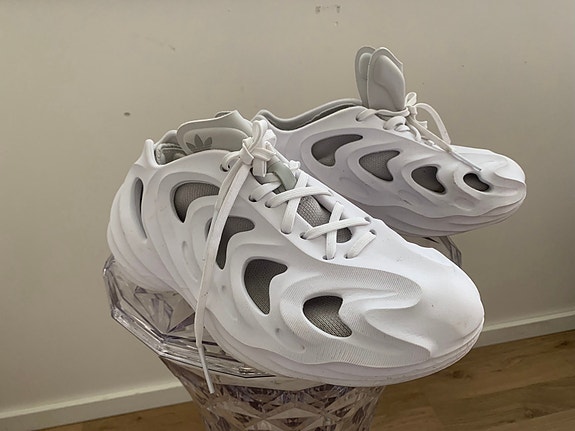 ADIDAS adiplus vapaa-ajan lenkkarit 37 24cm