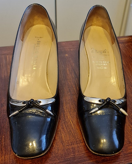 Vanhat vintage naisten design kengät osa2