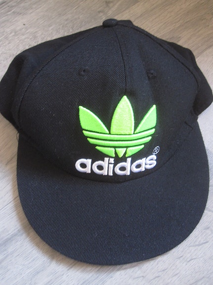 Product image 1 of 3