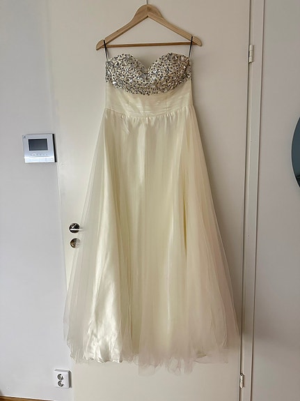 Product image 1 of 6