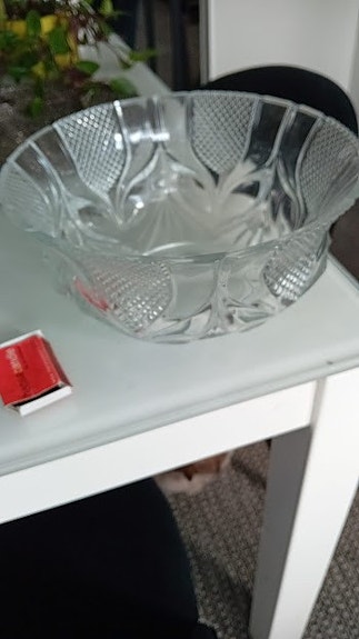 Iso kulho