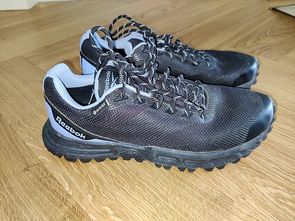 Reebok gore-tex lenkkarit 38