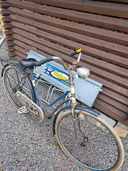 Vanha cresent mummopyörä
