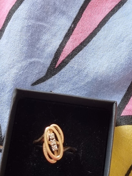 14k timantti sormus