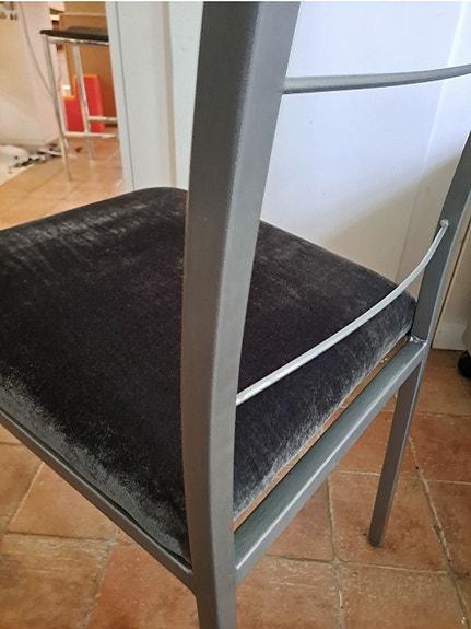 ruokapöydän tuolit 6 kpl metallia sirot