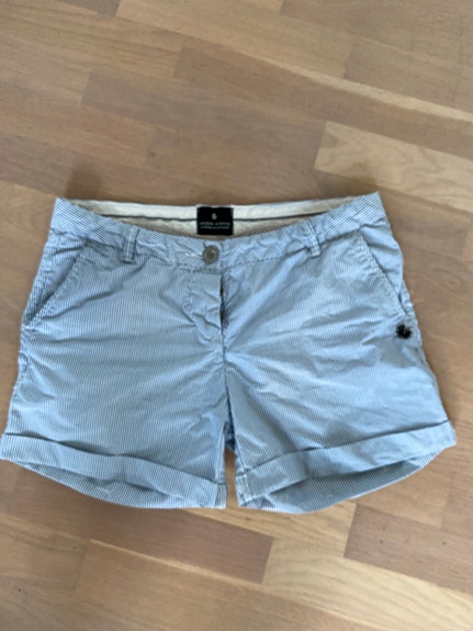 Maison Scotch 28” shortsit