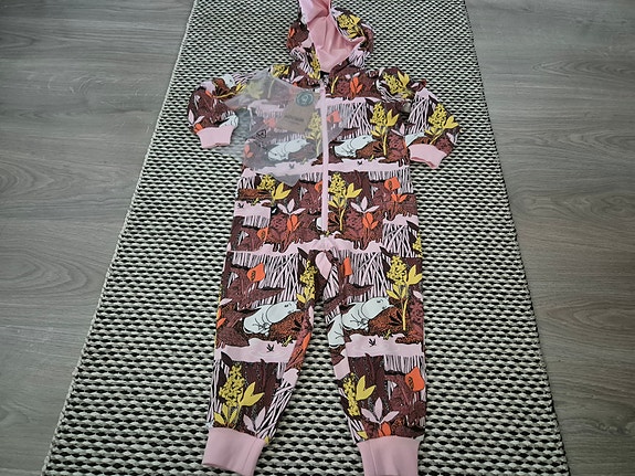 Uusi Reima Moomin jumpsuit koko 98