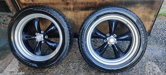 American Racing Torq Thrust 22x9 5x5.5/5x139.7