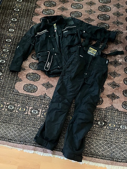 Yoko Gore-Tex moottoripyöräpuku (36)