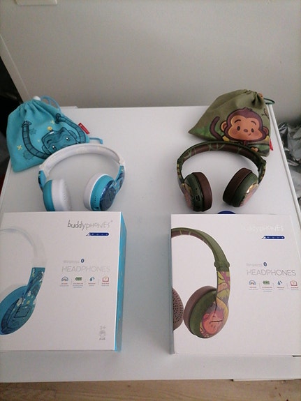 Myynti buddy phones kuulokkeet