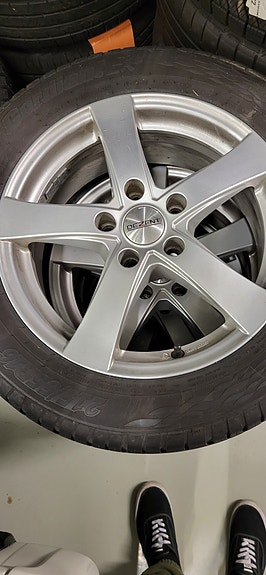 Dezent 16" kesärenkaat 215/55R16