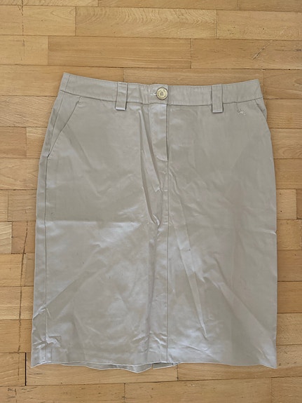 Burberry hame koko 42