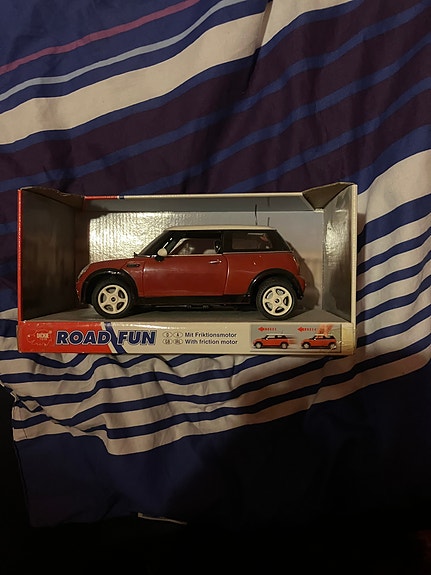 Kauko-ohjattava auto