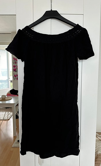 JDY lyhyt mekko, koko 36