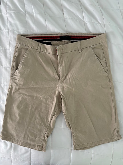 Beiget chino shortsit, L