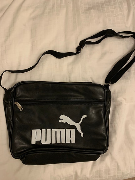 Puman olkalaukku
