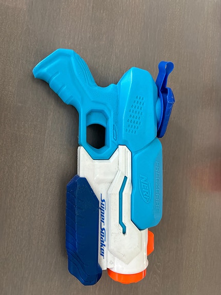 Nerf supersoaker vesipyssy