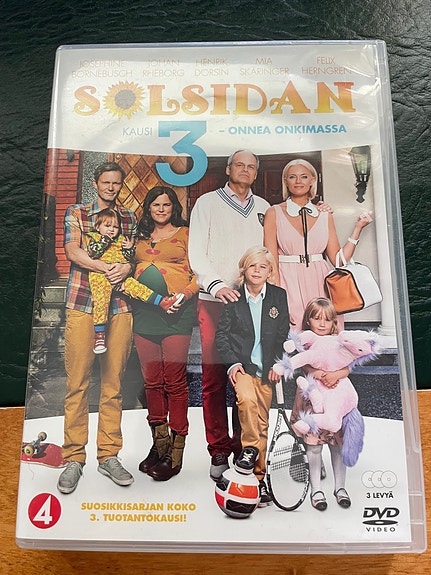 Solsidan, kausi 3