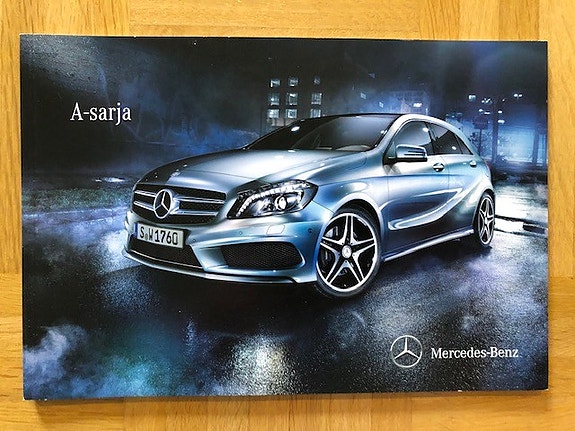 Esite Mercedes-Benz W176 A-sarja vuodelta 2013