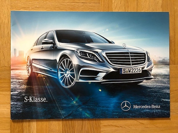 Esite Mercedes S-sarja W222 vuodelta 2013 / 2014