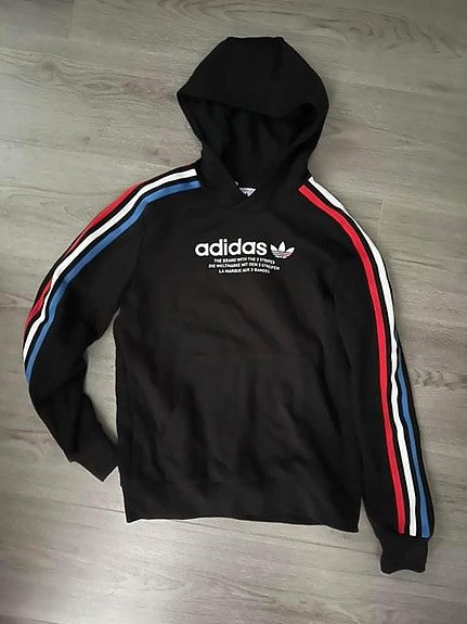 Adidas huppari