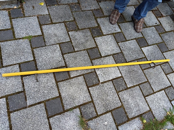 Puinen verhotanko
