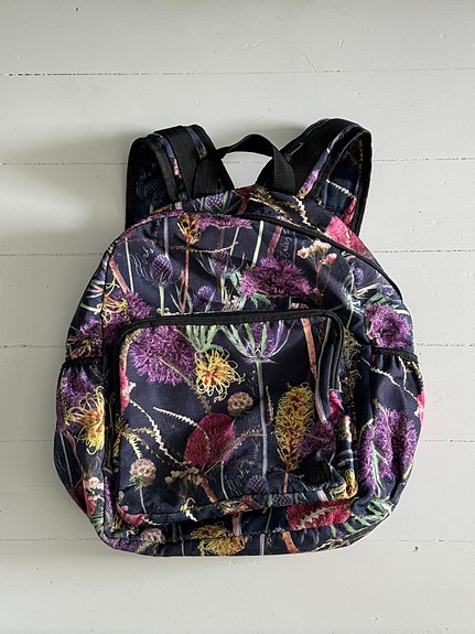 Molo Big Backbag ”Sleeping Beauty” -reppu