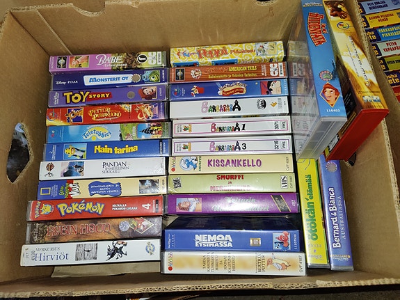 Lasten videokasetti 27 kpl