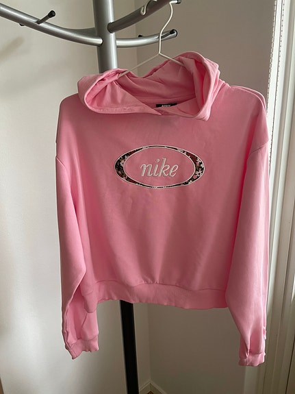 Nike huppari S