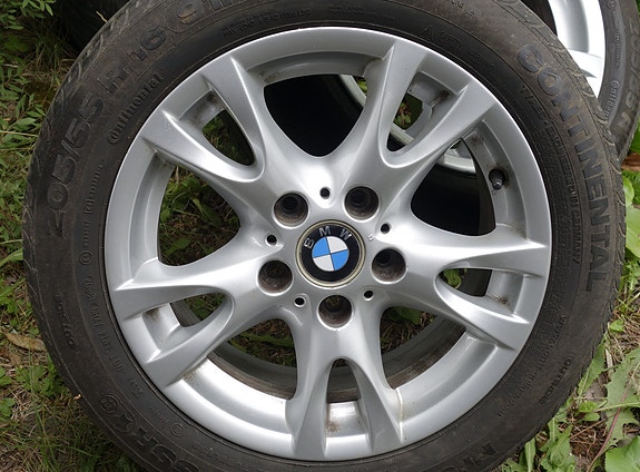 BMW 16" style 255 vanteet renkailla