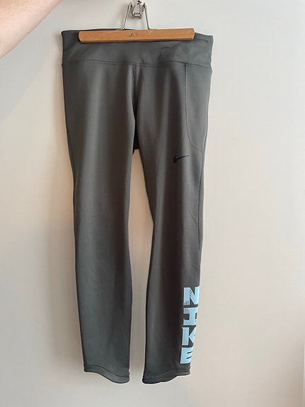 Nike juoksuhousut kaprit S