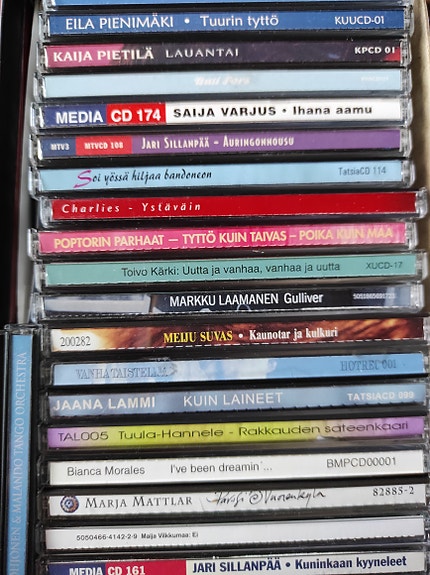 Kotimaista musiikkia cd:t