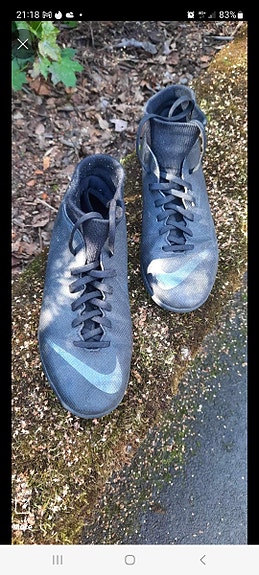 Nike Jalkapallo Boots ~ koko 38.5