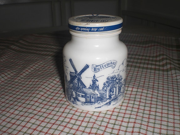 Vintage maitolasi purkki