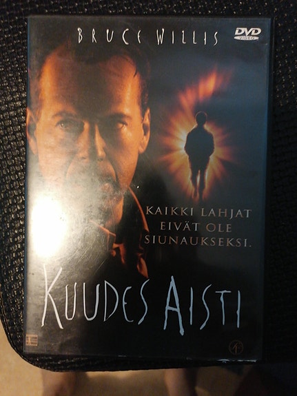 Kuudes aisti