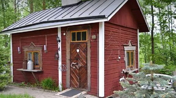 Ostetaan vanha hirsi sauna/lato/ulkorakennus