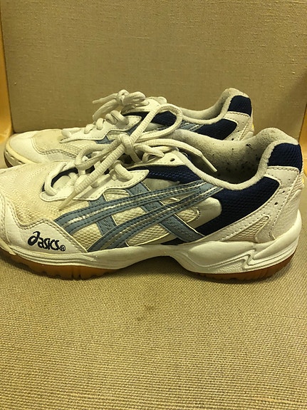Sisäpelikengät Asics