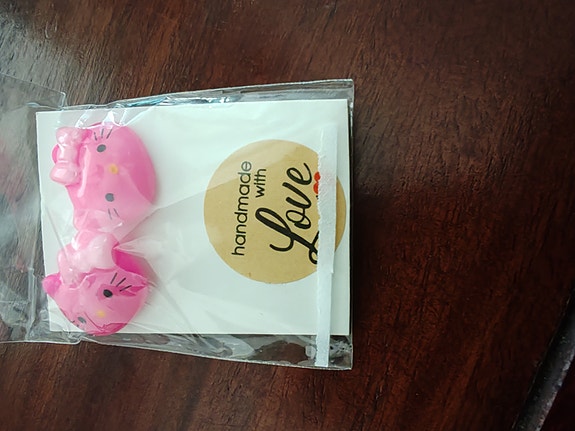 Hello kitty korvakorut