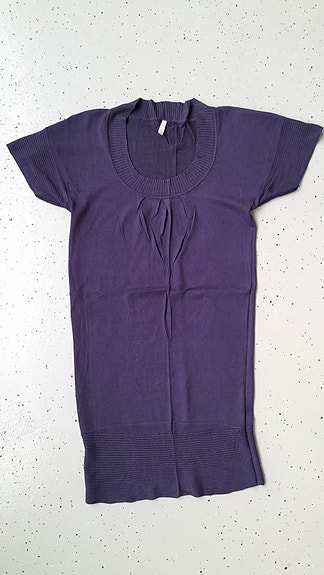 Violetti neulemekko M