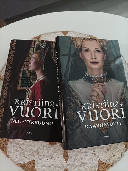 Kristiina Vuori: Neitsytkruunu & Kaarnatuuli